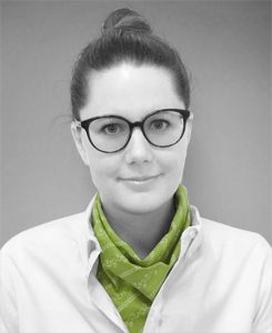 Romana Hacker_245x300px